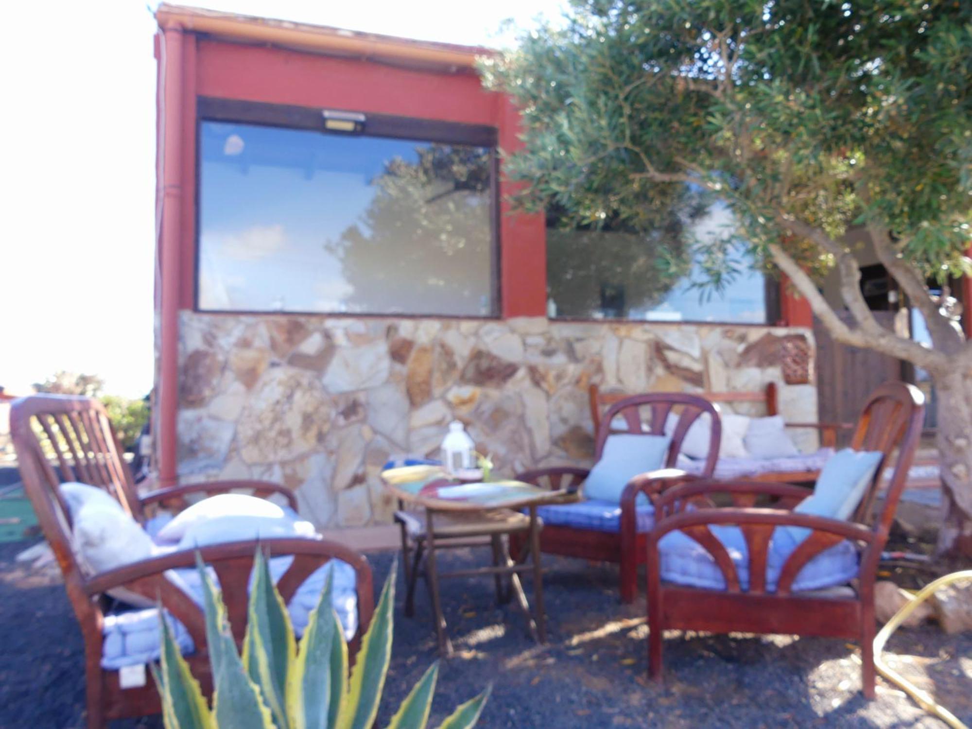 מלון לאחארס Warung מראה חיצוני תמונה