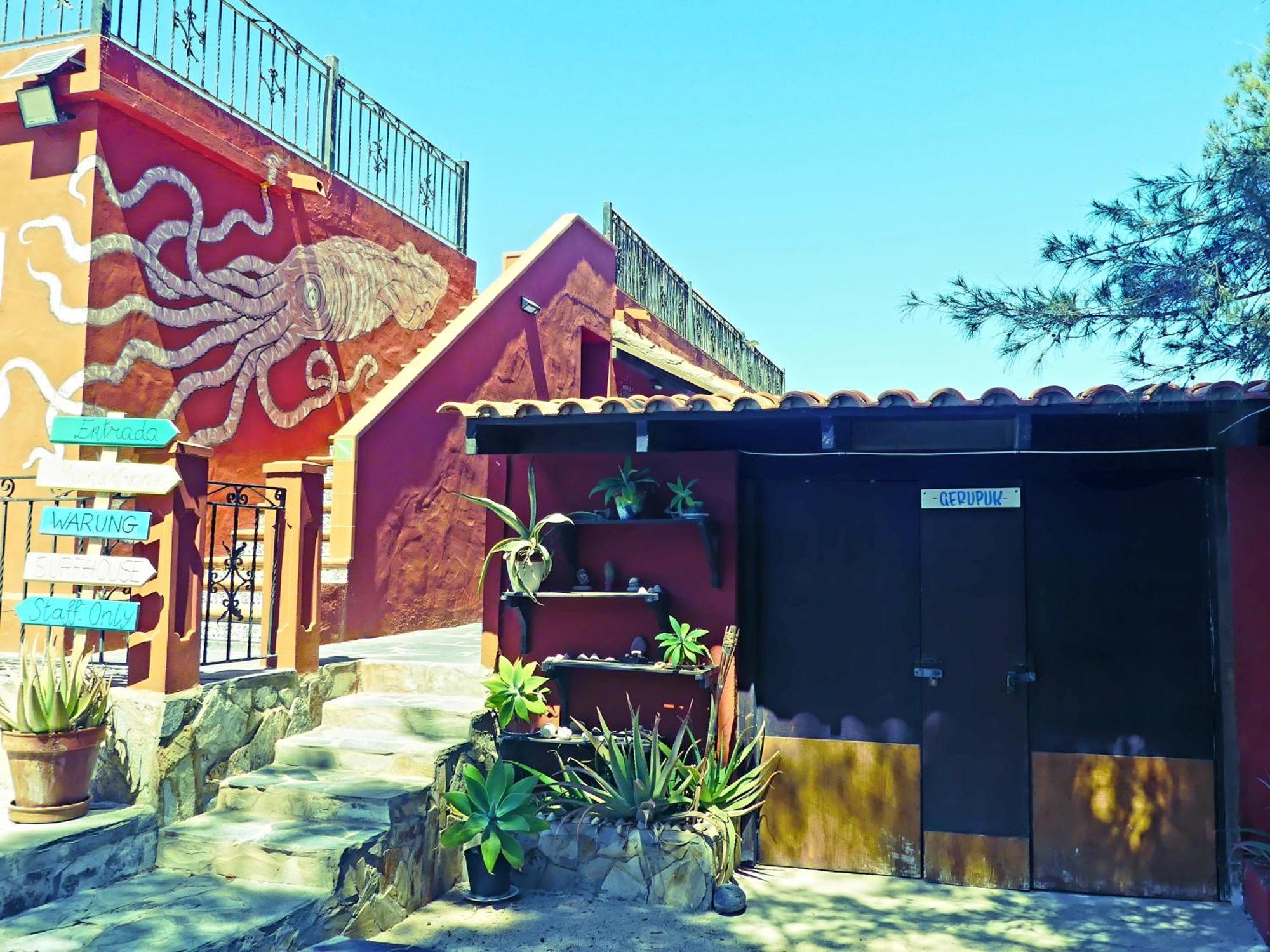 מלון לאחארס Warung מראה חיצוני תמונה